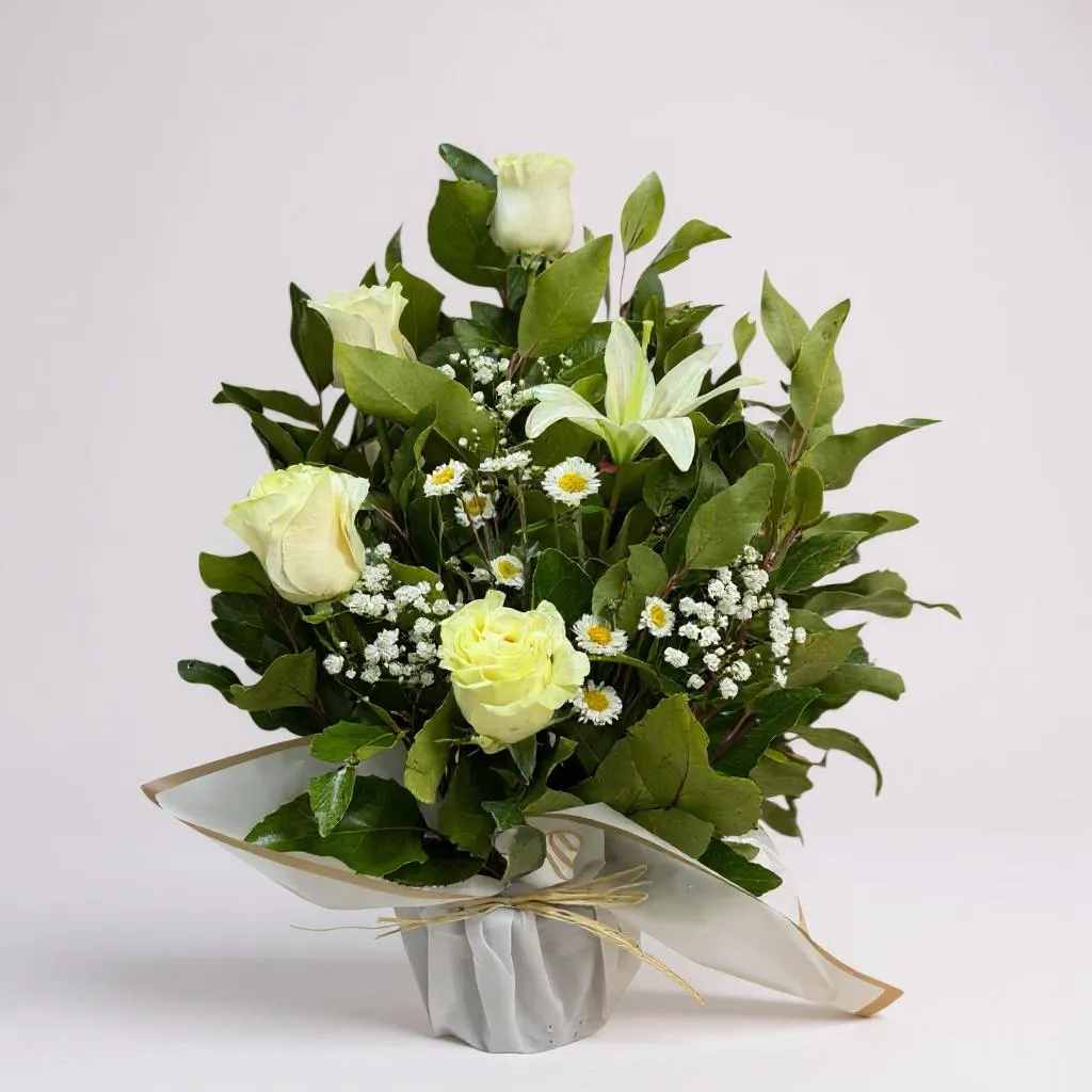 Arreglo floral pequeño blanco