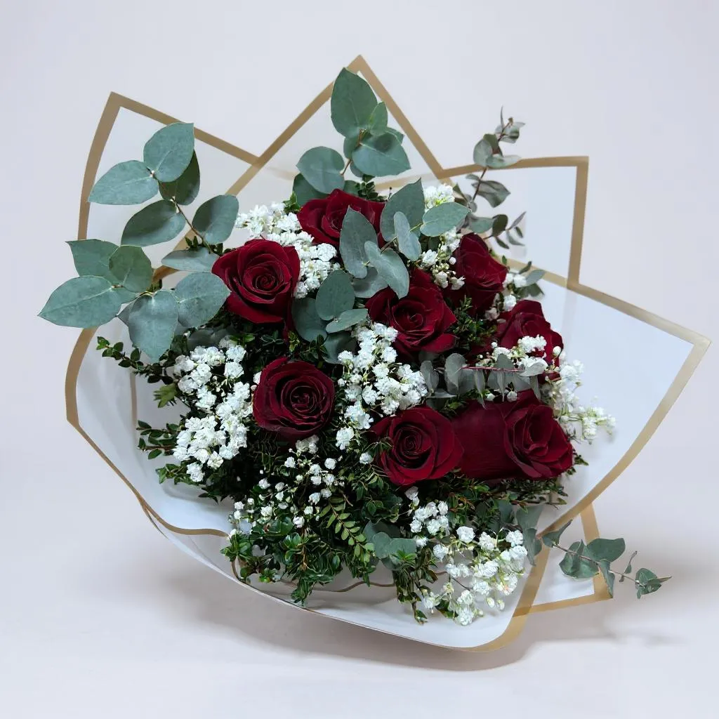 8 rosas rojas con eucaliptos - Imagen 2