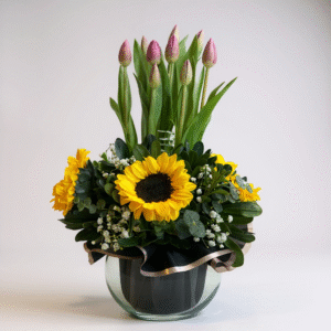 Pecera de 10 tulipanes y 3 girasoles