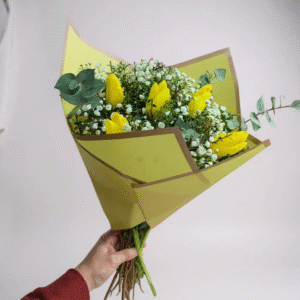 5 tulipanes amarillos